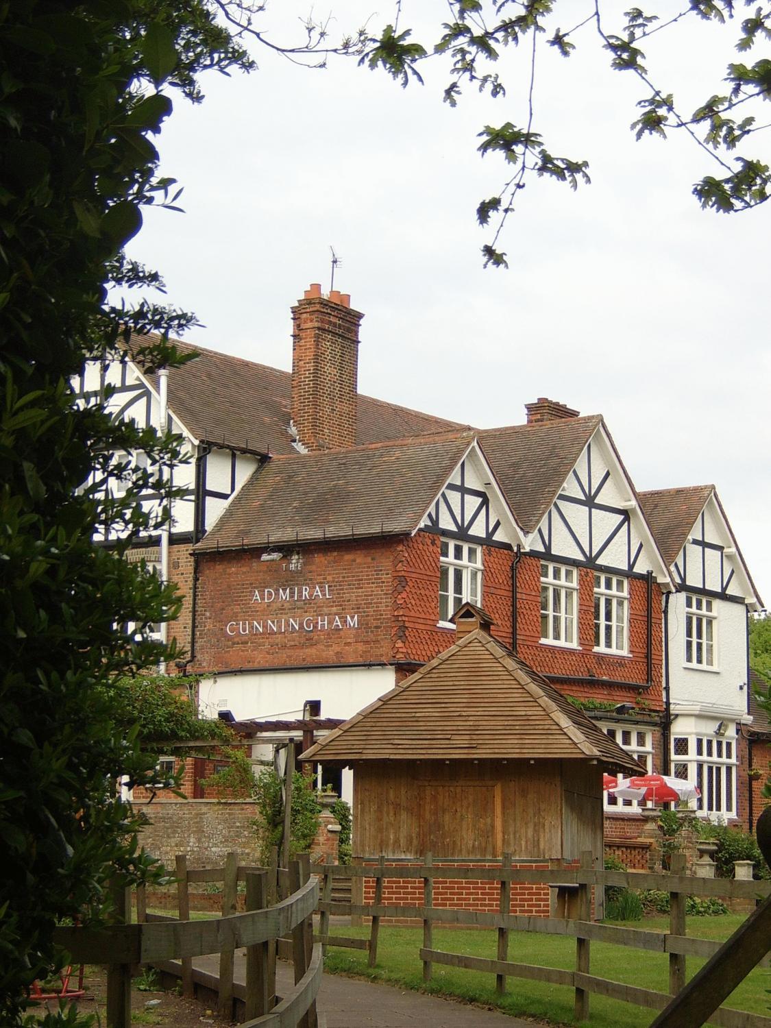 The Admiral Cunningham Hotel Bracknell Exterior photo